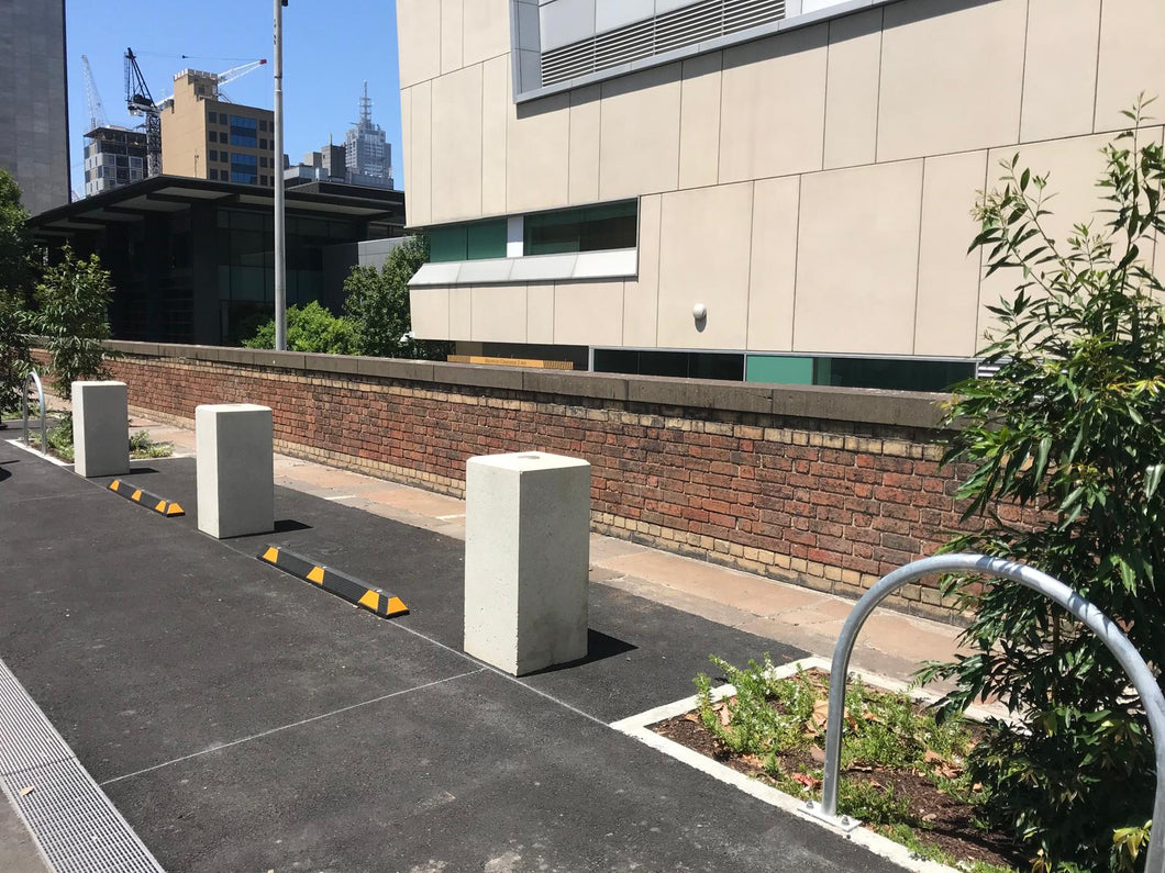 Colossus Rectangular Bollard